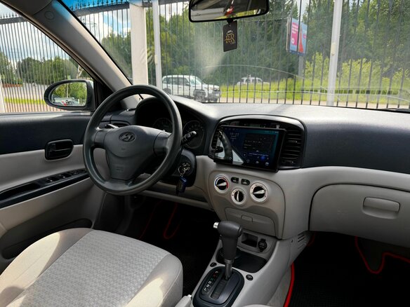 2006 Hyundai Verna II, серебристый, 579000 рублей - вид 9