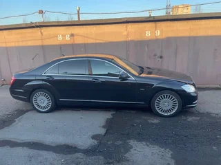 2011 Mercedes-Benz S-Класс 300 Long V (W221) Рестайлинг, чёрный, 1900000 рублей, вид 2