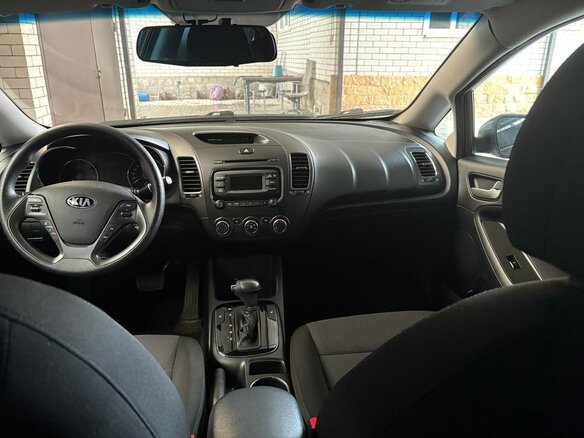 2019 Kia Cerato III Рестайлинг (Classic), серый, 1600000 рублей - вид 9