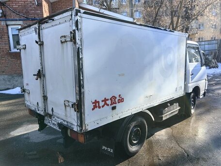 1989 Nissan Atlas, белый, 399000 рублей, вид 5