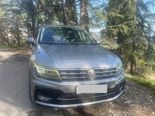 2019 Volkswagen Tiguan II, серебристый, 3000000 рублей, вид 1