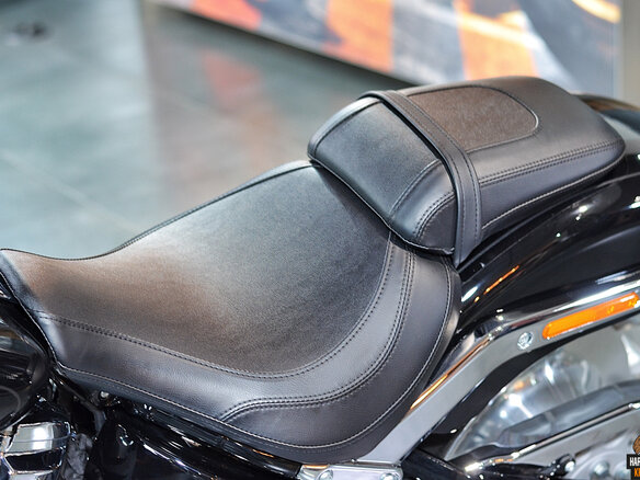 2023 Harley-Davidson Fat Boy, чёрный, 3600000 рублей - вид 12