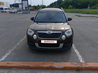2013 Skoda Yeti I, коричневый, 1000000 рублей, вид 2