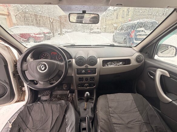 2011 Renault Logan I Рестайлинг, белый, 265000 рублей - вид 7