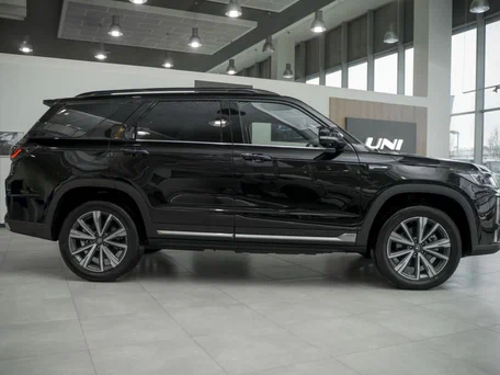 2025 Changan CS95 I Рестайлинг 2, чёрный, 4859900 рублей, вид 4