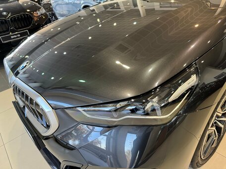 2025 BMW 5 серии 523d VIII (G60/G61/G68), серый, 7350000 рублей, вид 5