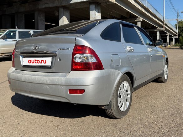 2011 Lada (ВАЗ) Priora I, серебристый, 400000 рублей - вид 5