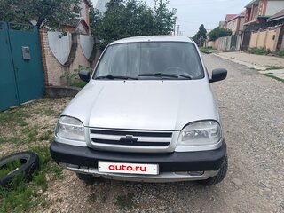 2003 Chevrolet Niva I, серебристый, 248000 рублей, вид 2