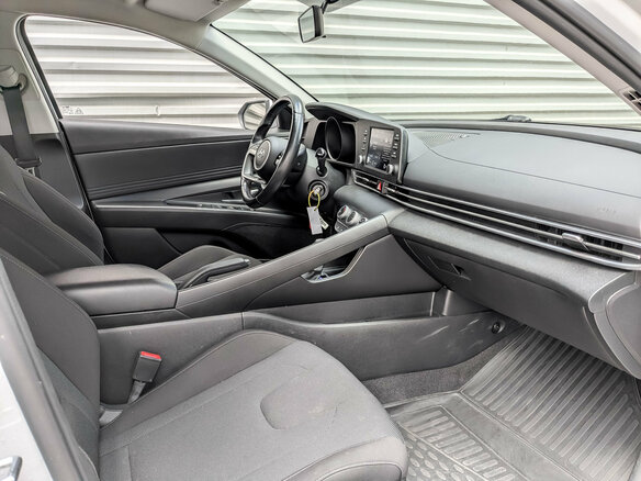 2022 Hyundai Elantra VII (CN7), белый, 1835000 рублей - вид 9
