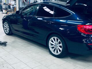 2018 BMW 3 серии Gran Turismo 320i xDrive VI (F3x) Рестайлинг, синий, 2490000 рублей, вид 5