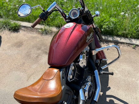 2015 Indian Scout, красный, 800000 рублей, вид 5