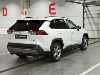2020 Toyota RAV4 V (XA50), белый, 3200000 рублей, вид 5