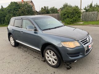 2007 Volkswagen Touareg I Рестайлинг, серый, 700000 рублей, вид 2