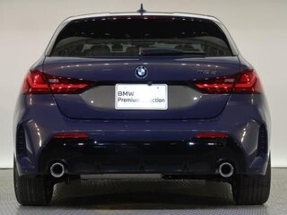2022 BMW 1 серии 118i III (F40), синий, 1500000 рублей, вид 4