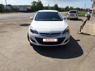 2012 Opel Astra J Рестайлинг, белый, 1680000 рублей, вид 3