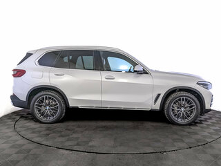 2018 BMW X5 30d IV (G05/G18), белый, 6100000 рублей, вид 4