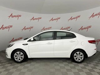 2017 Kia Rio III Рестайлинг, белый, 1125000 рублей, вид 2