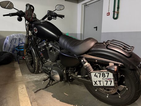 2020 Harley-Davidson Sportster 883, чёрный, 950000 рублей, вид 4