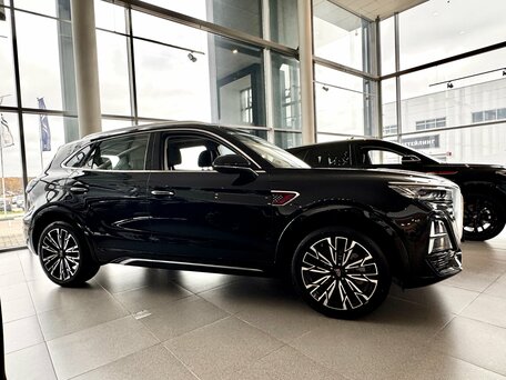 2025 Hongqi HS5 I Рестайлинг, чёрный, 4699000 рублей, вид 4