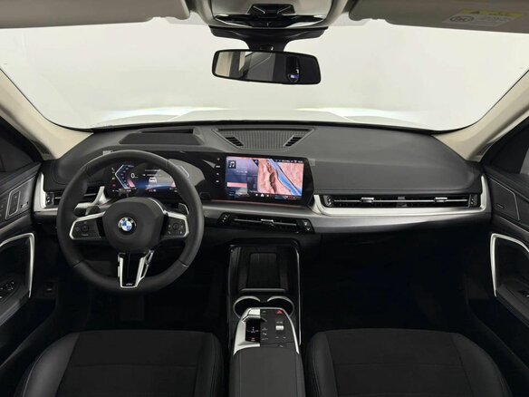 2026 BMW X1 25Li xDrive III (U11/U12), белый - вид 8