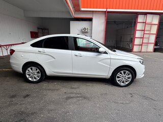 2017 Lada (ВАЗ) Vesta I, белый, 830000 рублей, вид 4