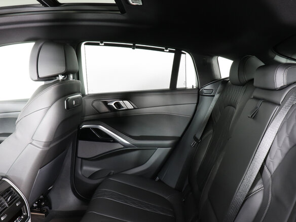 2025 BMW X6 40i III (G06) Рестайлинг, синий, 14700000 рублей - вид 16