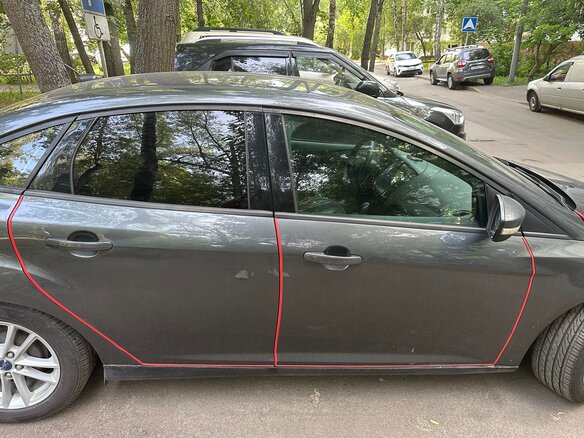 2017 Ford Focus III Рестайлинг, серый, 1100000 рублей - вид 3