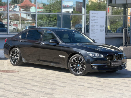 BMW 7 серии V (F01/F02/F04) Рестайлинг