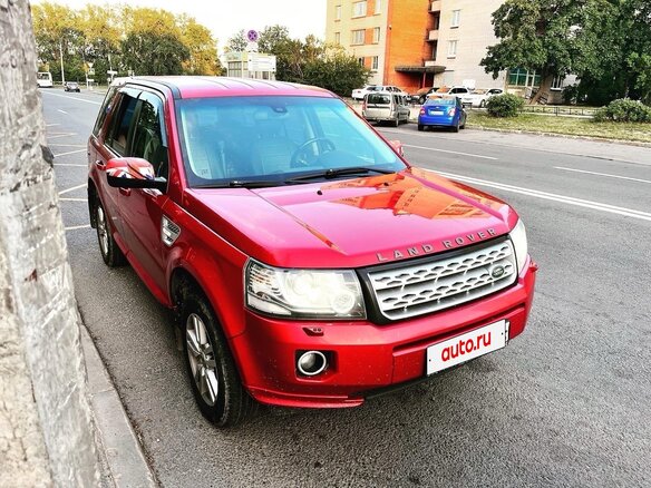 2012 Land Rover Freelander II Рестайлинг 2, красный, 1190000 рублей - вид 2