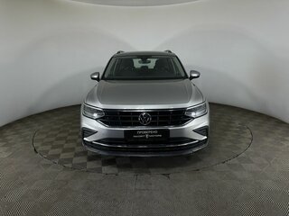 2021 Volkswagen Tiguan II Рестайлинг, серебристый, 2890000 рублей, вид 2