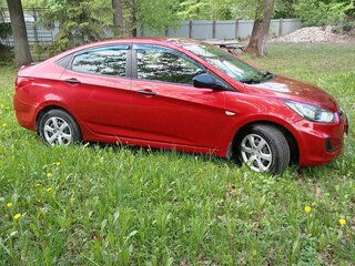 2011 Hyundai Solaris I, красный, 639000 рублей, вид 5