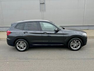 2020 BMW X3 20d xDrive III (G01), чёрный, 4000000 рублей, вид 3