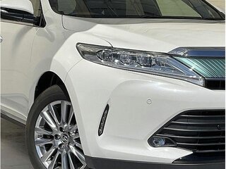 2018 Toyota Harrier III (XU60) Рестайлинг, белый, 2052911 рублей, вид 5