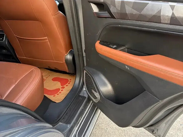 2023 Geely Vision X6 Pro, серебристый, 1380000 рублей - вид 9