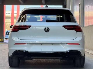 2023 Volkswagen Golf VIII, белый, 1620000 рублей, вид 5