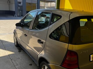 1998 Mercedes-Benz A-Класс 160 I (W168), серебристый, 250000 рублей, вид 3