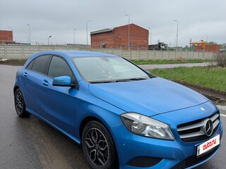 2015 Mercedes-Benz A-Класс 180 III (W176), голубой, 1500000 рублей, вид 1