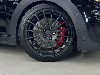 2020 Mini Hatch JCW III (F55/F56) Рестайлинг, чёрный, 3350000 рублей, вид 2