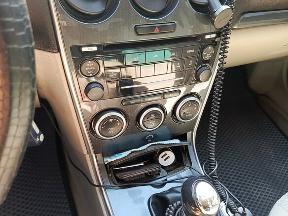 2006 Mazda 6 I (GG) Рестайлинг, серебристый, 470000 рублей - вид 14