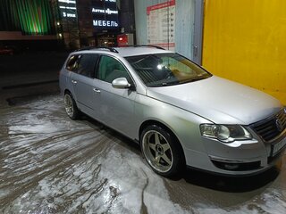 2010 Volkswagen Passat B6, серебристый, 570000 рублей, вид 4