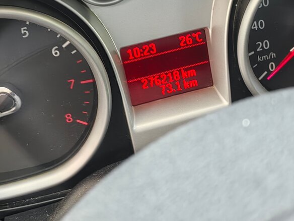 2010 Ford Focus II Рестайлинг, серебристый, 630000 рублей - вид 7