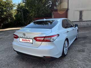 2019 Toyota Camry VIII (XV70), белый, 2520000 рублей, вид 5
