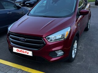 2019 Ford Escape III Рестайлинг, красный, 1175000 рублей, вид 4