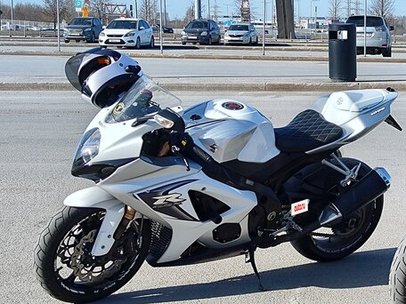 2007 Suzuki GSX-R 1000, белый, 795000 рублей, вид 4