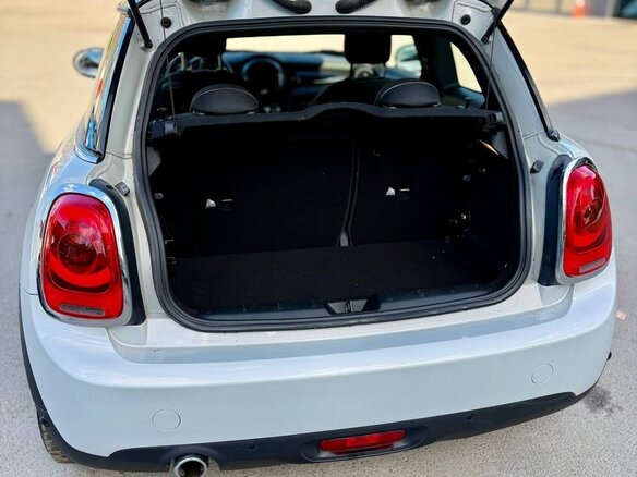 2019 Mini Hatch Cooper III (F55/F56) Рестайлинг, серебристый, 2600000 рублей - вид 13