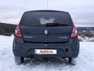 2010 Renault Sandero I, серый, 399000 рублей, вид 2