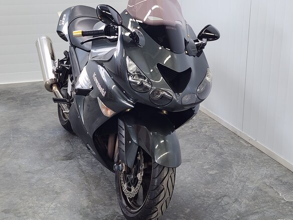 2006 Kawasaki ZZR 1400, серый, 559000 рублей - вид 2