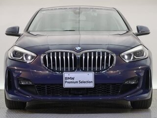 2022 BMW 1 серии 118i III (F40), синий, 1500000 рублей, вид 2