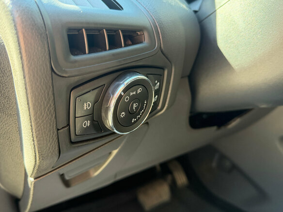 2014 Ford Focus III, чёрный - вид 14