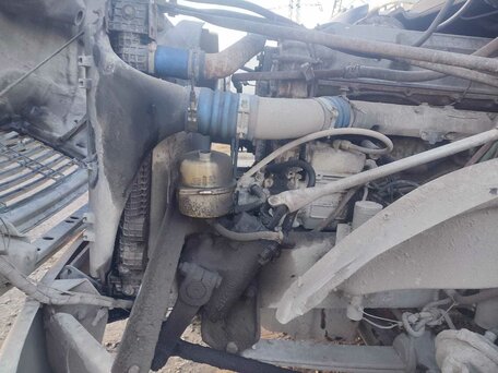 2005 Freightliner Columbia, голубой, 850000 рублей, вид 4
